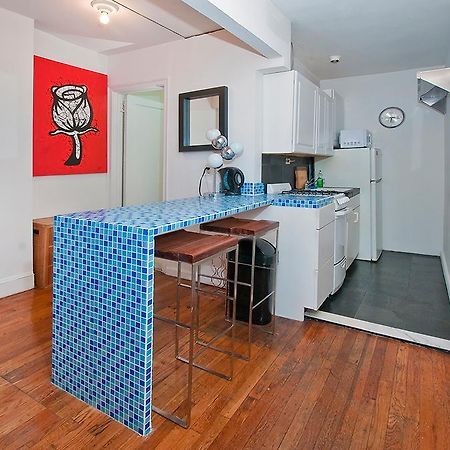 Mid Town East Street Apartments Next To Times Square New York Rum bild