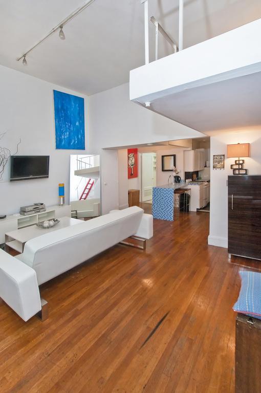 Mid Town East Street Apartments Next To Times Square New York Rum bild